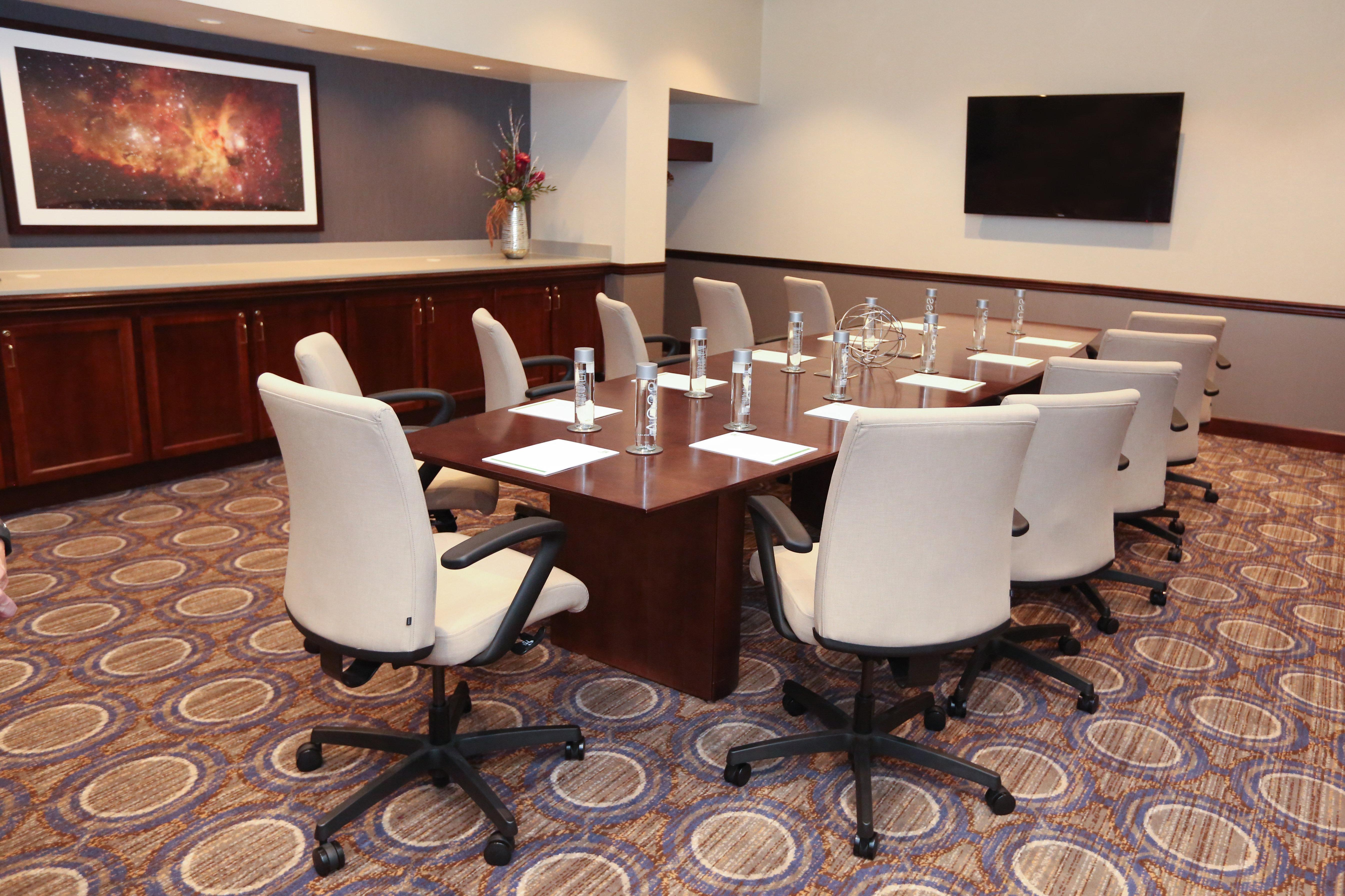 Holiday Inn Dayton/Fairborn I-675 By Ihg Exterior photo
